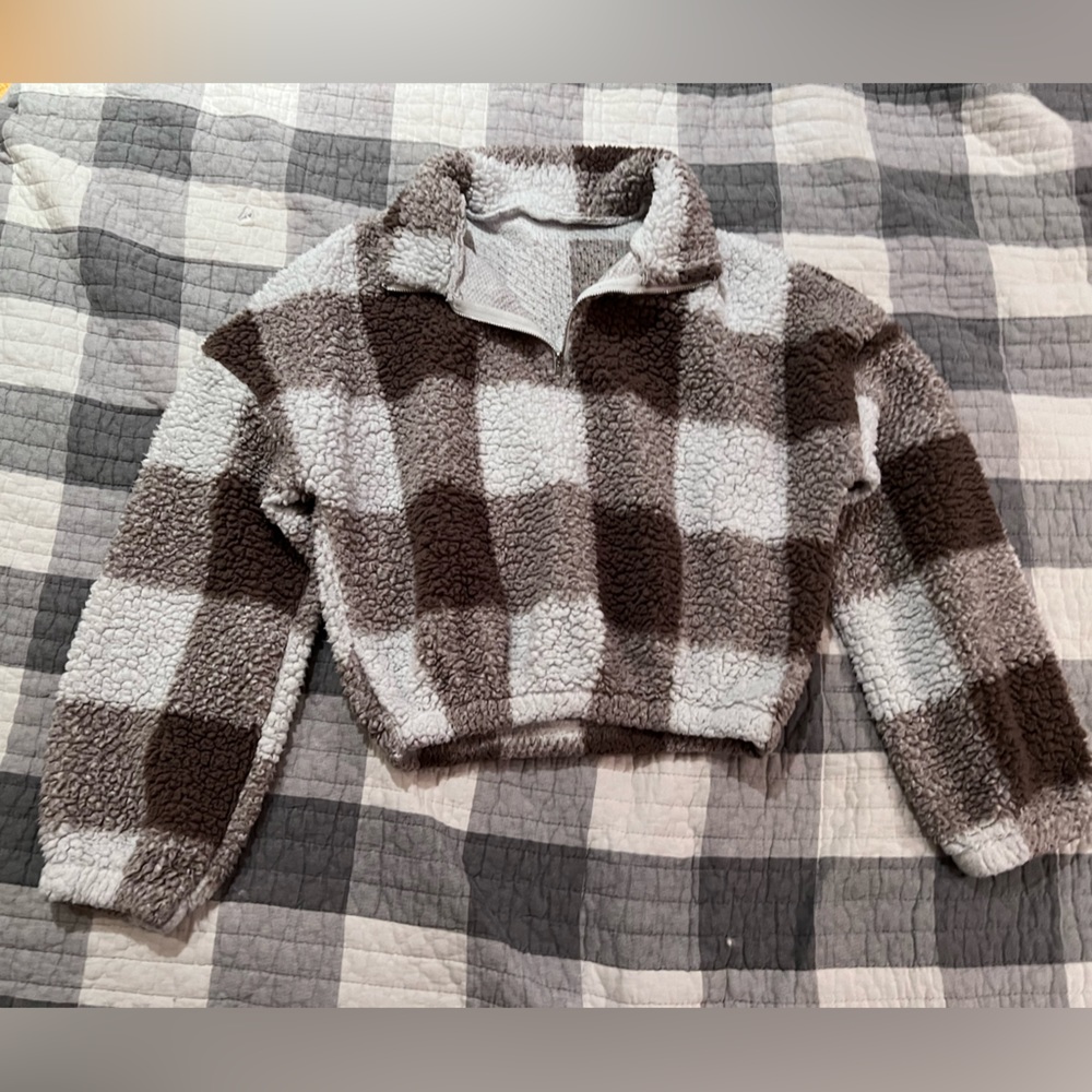 Teddy cropped 1/4” zip size small